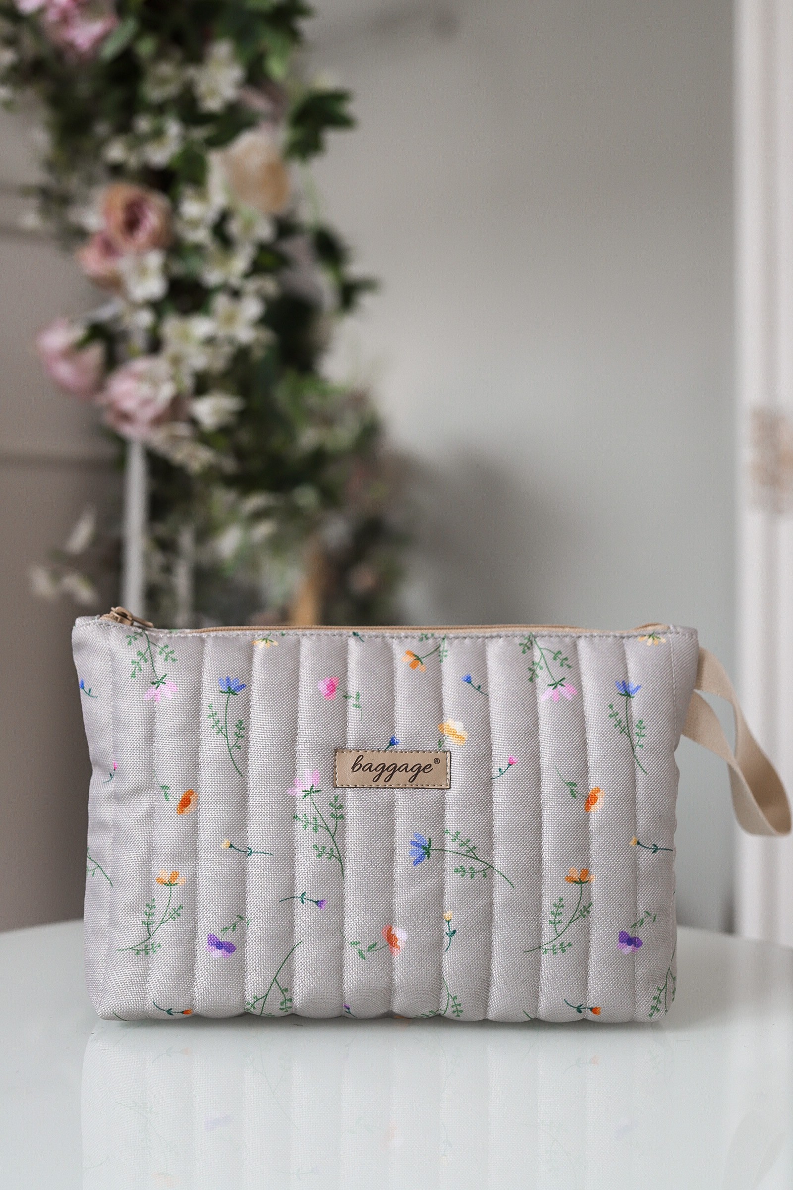 DUŻA KOSMETYCZKA KAWA Z MLEKIEM